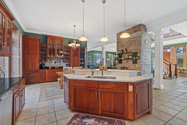 N44W25902 Lindsay ROAD, Pewaukee, WI 53072