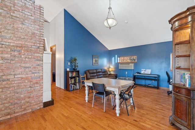 N44W25902 Lindsay ROAD, Pewaukee, WI 53072