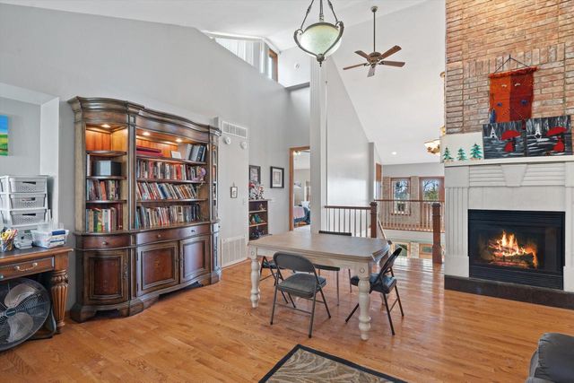 N44W25902 Lindsay ROAD, Pewaukee, WI 53072