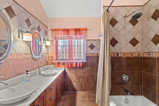 N44W25902 Lindsay ROAD, Pewaukee, WI 53072