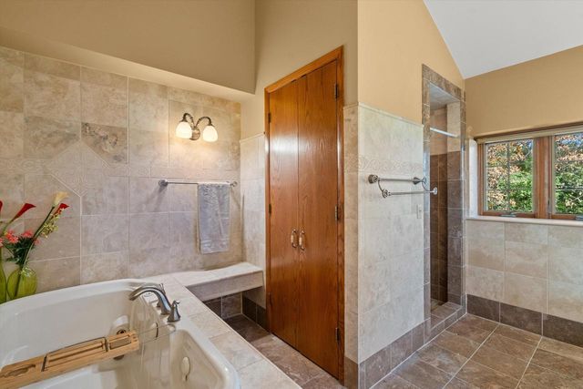 N44W25902 Lindsay ROAD, Pewaukee, WI 53072