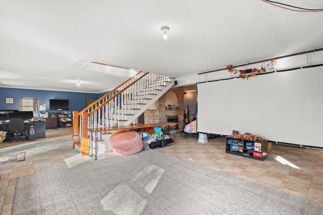 N44W25902 Lindsay ROAD, Pewaukee, WI 53072