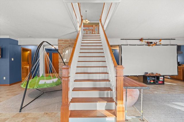 N44W25902 Lindsay ROAD, Pewaukee, WI 53072