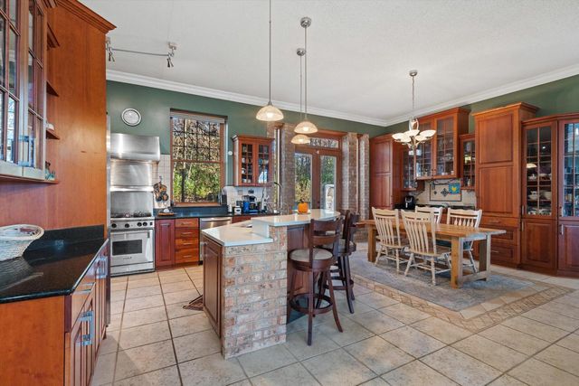 N44W25902 Lindsay ROAD, Pewaukee, WI 53072