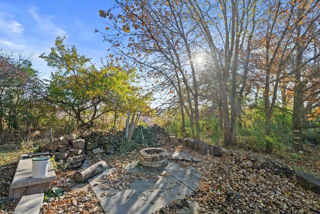 N44W25902 Lindsay ROAD, Pewaukee, WI 53072