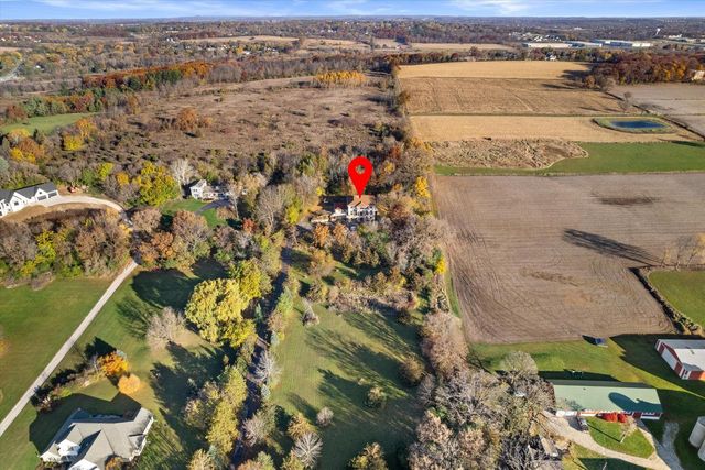 N44W25902 Lindsay ROAD, Pewaukee, WI 53072