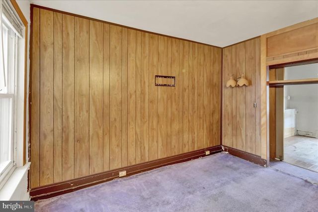 1217 WINDSOR ST, Reading, PA 19604