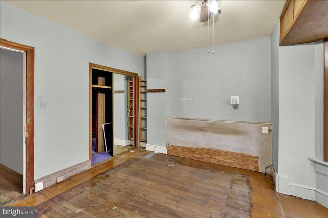 1217 WINDSOR ST, Reading, PA 19604