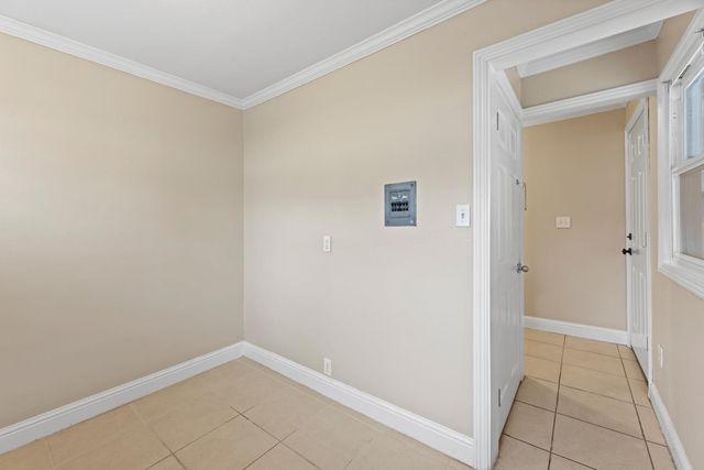 216 Eureka Ave, Lodi, CA 95240