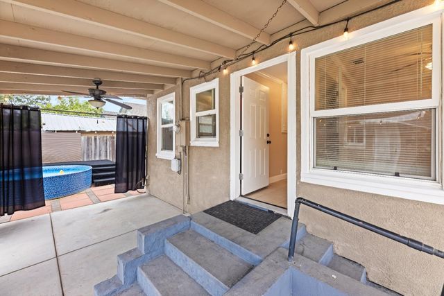 216 Eureka Ave, Lodi, CA 95240