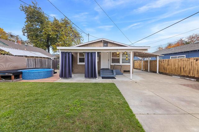 216 Eureka Ave, Lodi, CA 95240