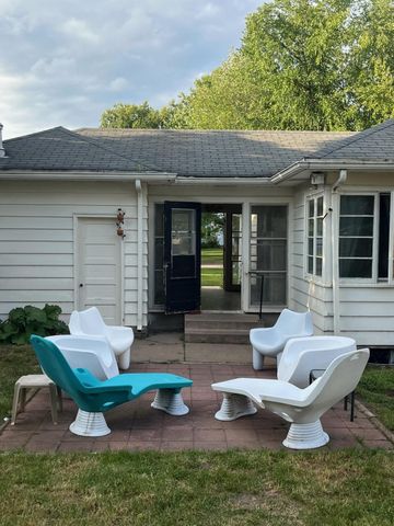 416 Bluff Avenue, Brainerd, MN 56401