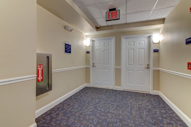 10 Seaport Dr. 2505, Quincy, MA 02171