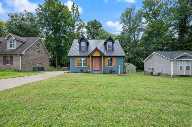 818 Shelton Cir, S, Clarksville, TN 37042