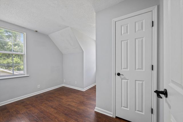 818 Shelton Cir, S, Clarksville, TN 37042