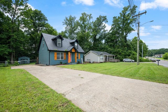 818 Shelton Cir, S, Clarksville, TN 37042