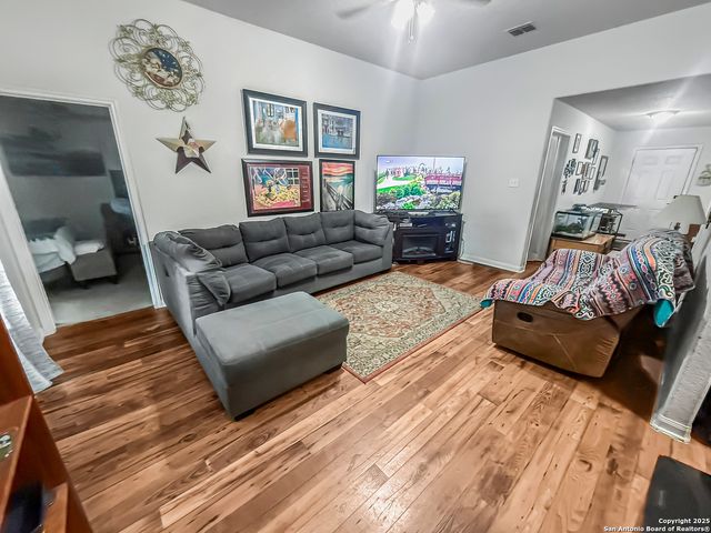 6223 Still Meadow, San Antonio, TX 78222