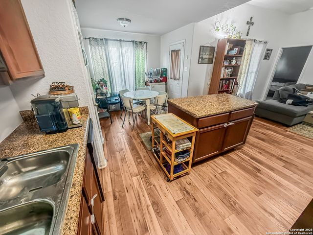 6223 Still Meadow, San Antonio, TX 78222