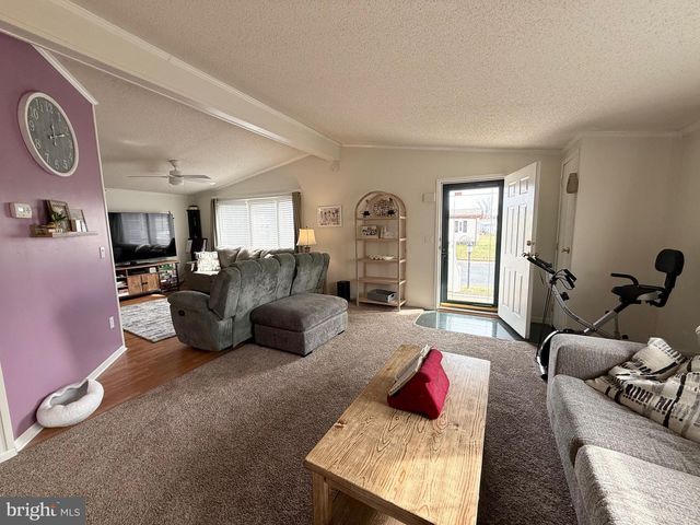 141 COUNTRY LANE, Buena, NJ 08310