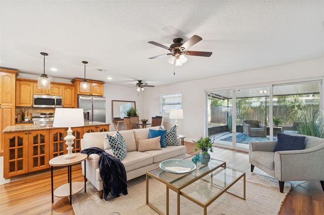 4705 W ALLINE AVENUE, Tampa, FL 33611