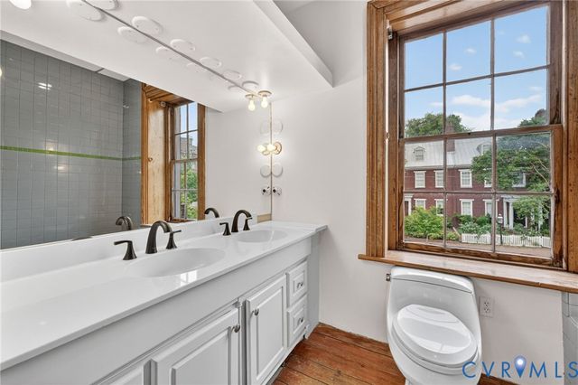 2513 E Grace St, Richmond, VA 23223