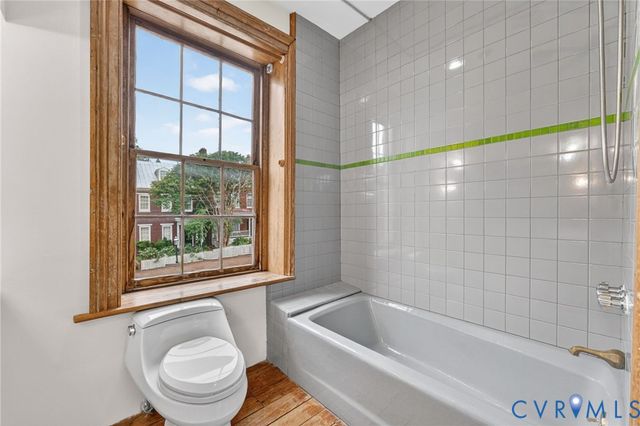2513 E Grace St, Richmond, VA 23223