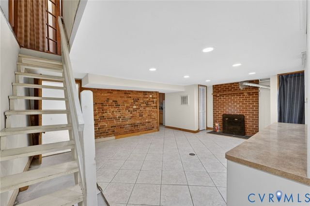 2513 E Grace St, Richmond, VA 23223