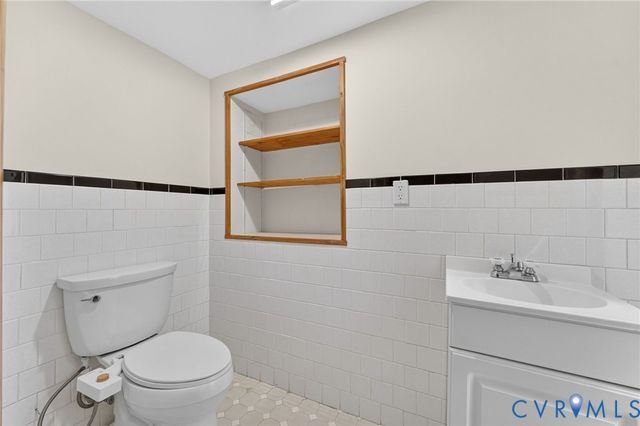 2513 E Grace St, Richmond, VA 23223