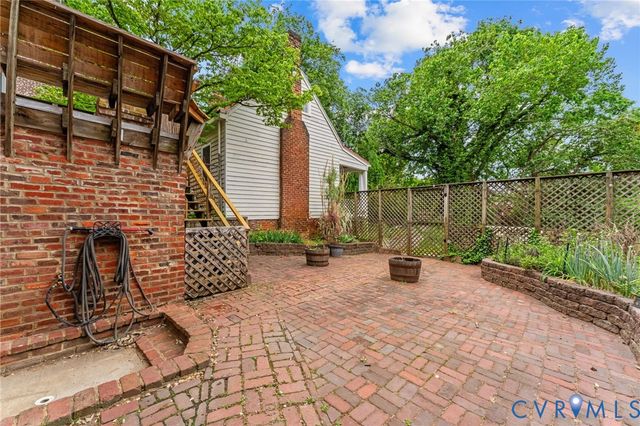 2513 E Grace St, Richmond, VA 23223