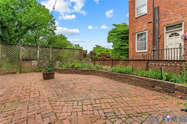 2513 E Grace St, Richmond, VA 23223