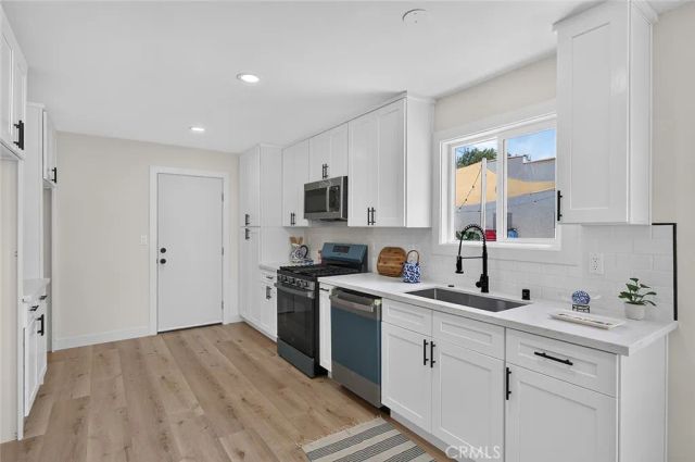 241 E Plenty, Long Beach, CA 90805