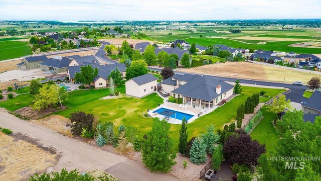 8077 Star Pass Ridge, Nampa, ID 83686