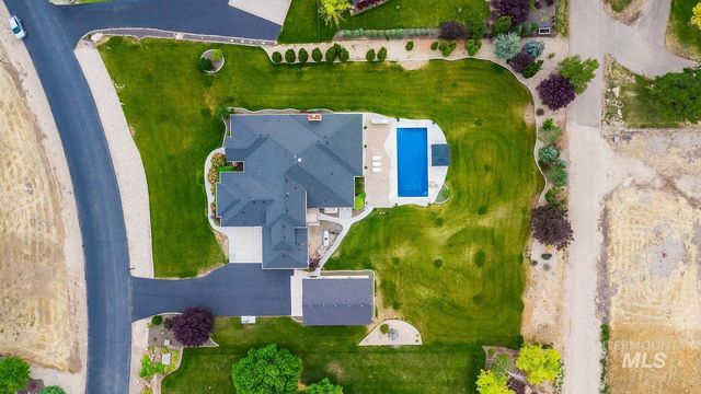 8077 Star Pass Ridge, Nampa, ID 83686