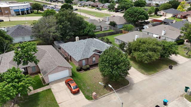 3721 Fleetwood Drive, Fort Worth, TX 76123