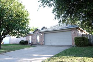 3721 Fleetwood Drive, Fort Worth, TX 76123