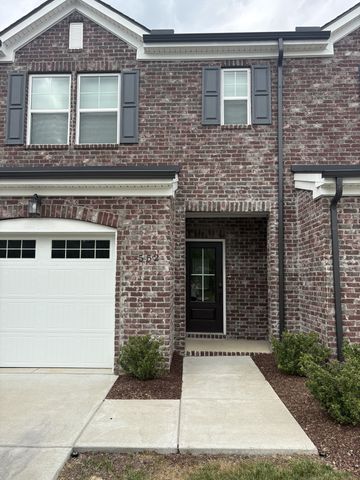 552 Medwyk Dr, Lebanon, TN 37090