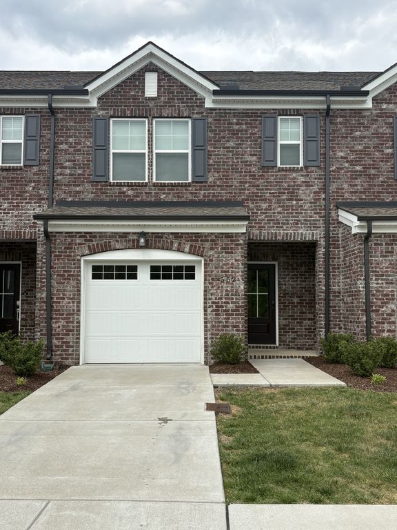 552 Medwyk Dr, Lebanon, TN 37090