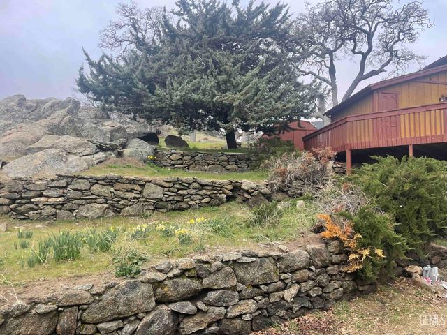 26020 Oakflat Drive, Tehachapi, CA 93561