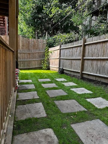 101 Draper St 2, Boston, MA 02122