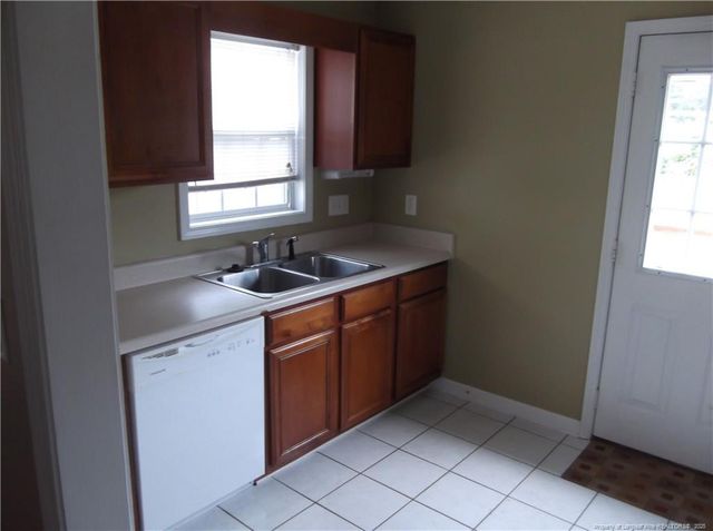 231 Sharpsburg Road, Fayetteville, NC 28311