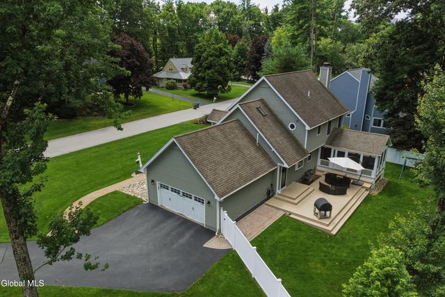21 Heather Drive, Wilton, NY 12831