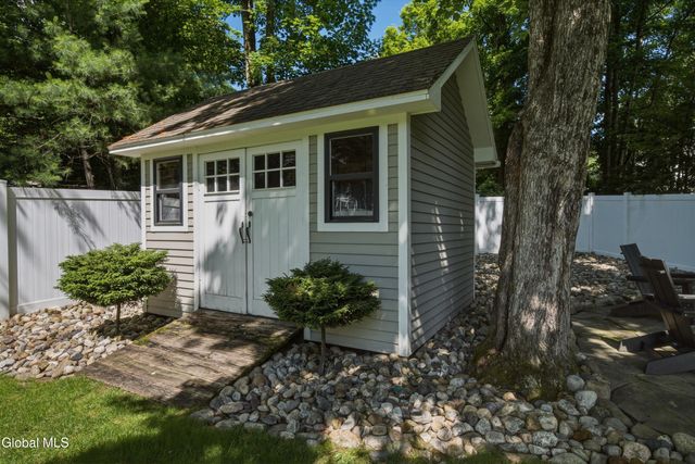 21 Heather Drive, Wilton, NY 12831