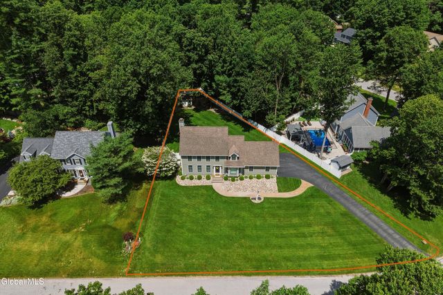 21 Heather Drive, Wilton, NY 12831