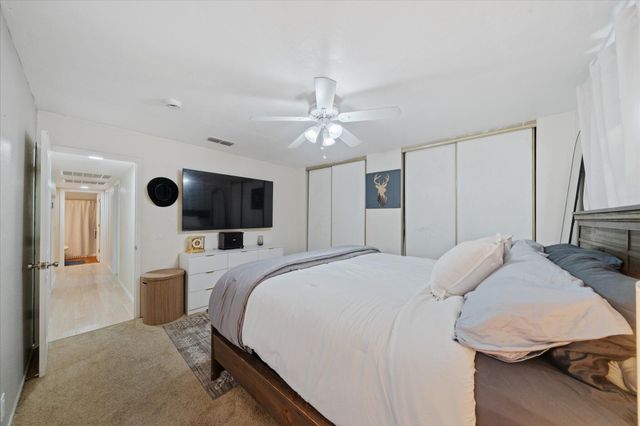 1750 Hawthorne Court, Redding, CA 96002