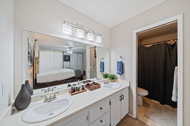 1750 Hawthorne Court, Redding, CA 96002