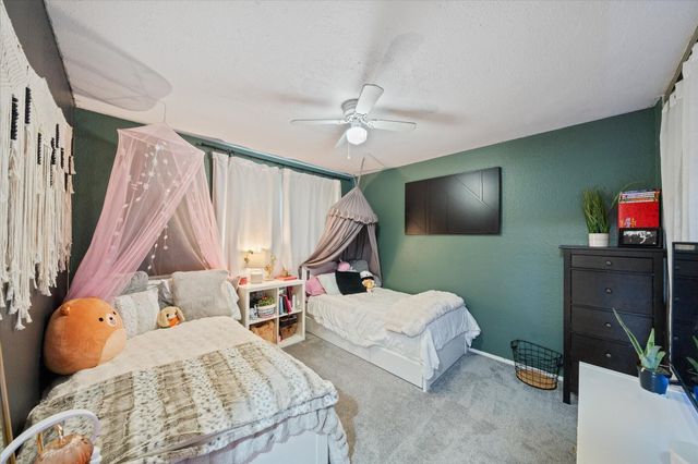 1750 Hawthorne Court, Redding, CA 96002