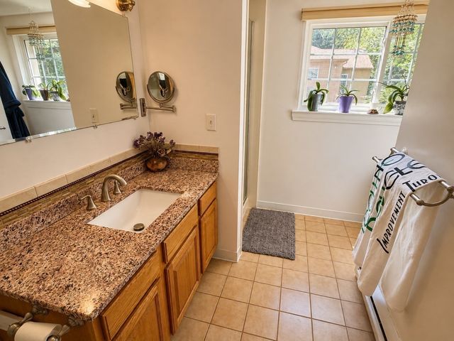 21 Voyagers Ln 21, Ashland, MA 01721