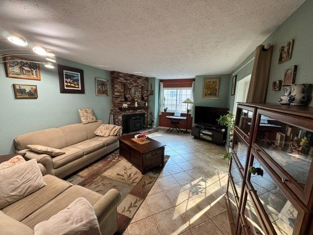 21 Voyagers Ln 21, Ashland, MA 01721