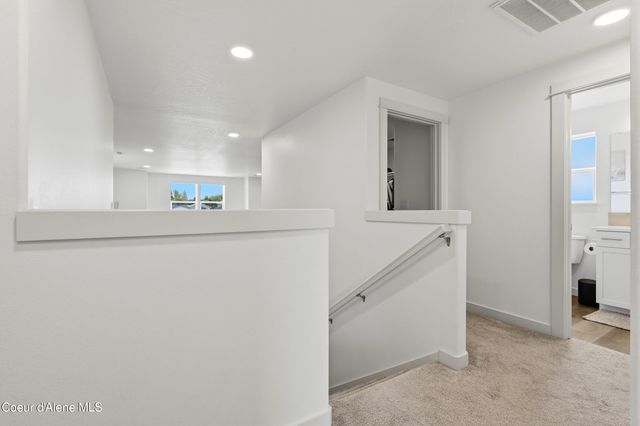 650 Ripatti Way, Hayden, ID 83835