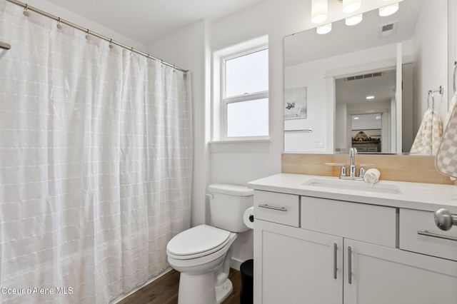 650 Ripatti Way, Hayden, ID 83835
